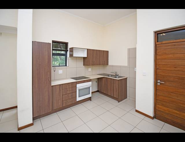2 BEDROOM APARTMENT FOR SALE IN JACKAL CREEK GOLF ESTATE